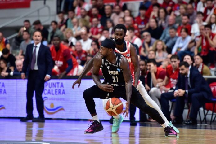 Πάτρικ Μπέβερλι: Περήφανος για τα παιδιά, περάσαμε πολλά! (video) 69d78d051a71a.jpeg