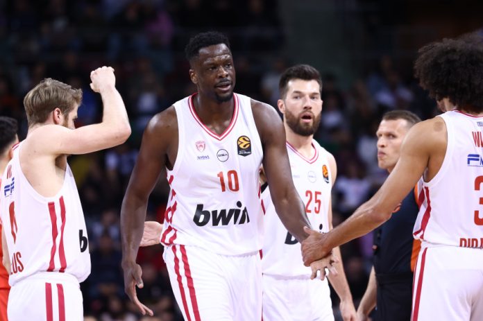 Χάποελ Τελ Αβίβ Ολυμπιακός: Η βράβευση Βεζένκοφ, η επιστροφή Φαλ και η gallery της αναμέτρησης 69d7e1a8d0f84.jpeg