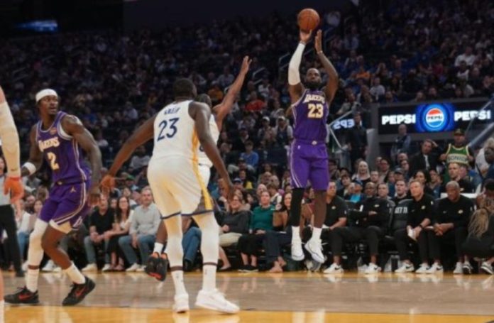 Χέρι χέρι στην τελική ευθεία Λέικερς και Χιούστον για το πλεονέκτημα στη Δύση (vids) 69d89f796ec67.jpeg