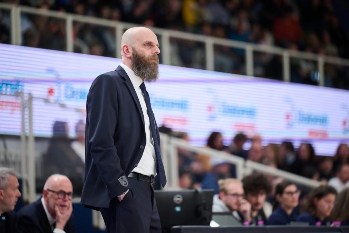 Χωρίζουν στο τέλος της σεζόν οι δρόμοι Τρέντο Καντσελιέρι 69e9e279cb746.jpeg