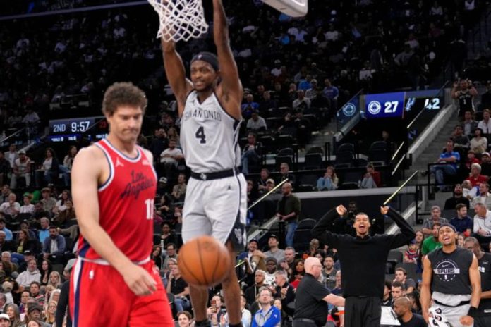 Χωρίς Γουέμπι οι Σπερς 118 99 τους Κλίπερς και προσπέρασμα Πόρτλαντ 118 106 τους Πέλικανς (vids) 69cf64bf8b0a1.jpeg