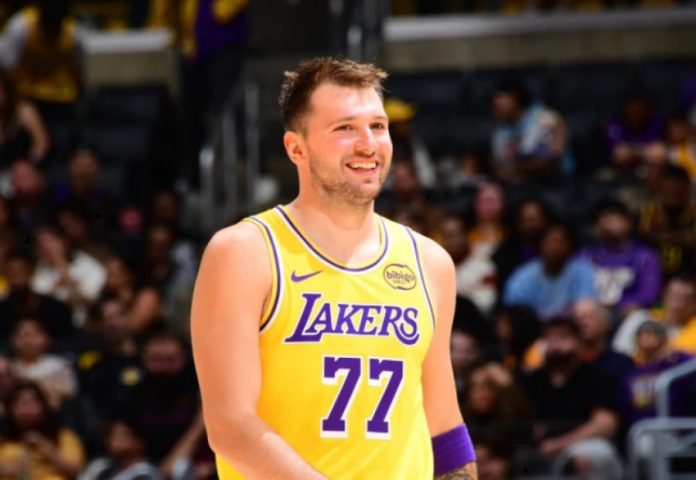 nba: Υποψήφιοι για τα βραβεία της σεζόν οι Ντόντσιτς και Κάνινγκχαμ 69e111d6c8960.jpeg