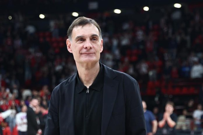 Γιώργος Μπαρτζώκας: Συμπληρώνει 400 αγώνες στο πρωτάθλημα 6a030ecaaadbf.jpeg
