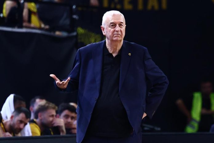 Σάκοτα: «Έχω συμβόλαιο, θα δούμε από τι πόστο θα συνεχίσω» – Ένας δημοσιογράφος στη συν. Τύπου! (vids) 6a1b1e071601e.jpeg