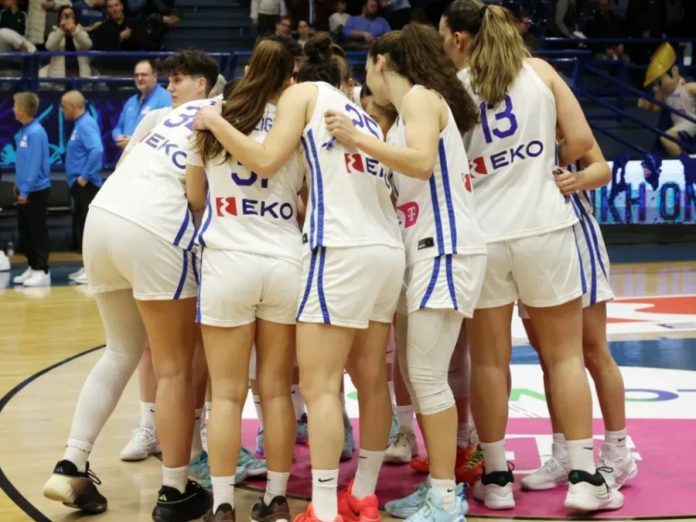 Η αποστολή για το καμπ της Εθνικής Γυναικών στα Γιάννενα (8 15/6) 6a2004f23e9dd.jpeg