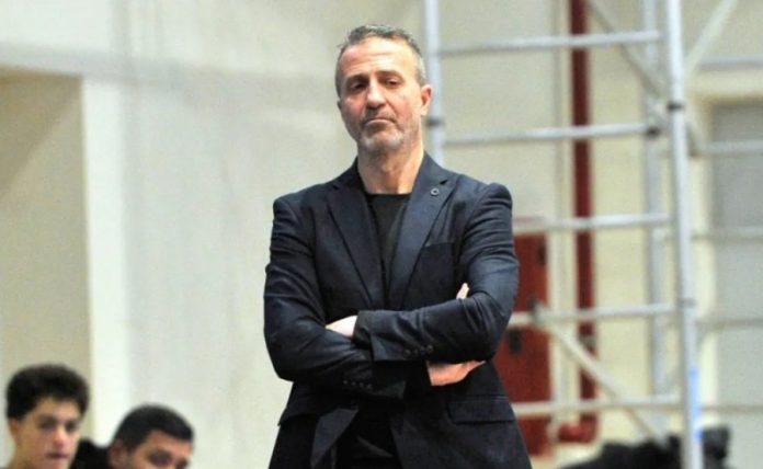 Καρακώστας: «Τρυπήσαμε το ταβάνι μας, αλλά σε εμένα έμεινε πικρία στο τέλος» 6a342a720e855.jpeg