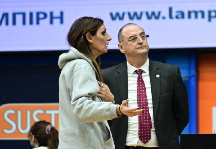 Κλιγκοπούλου: «Πάντα ανοίγει χώρος για τις γυναίκες» (vid) 6a1f1ceadb087.jpeg