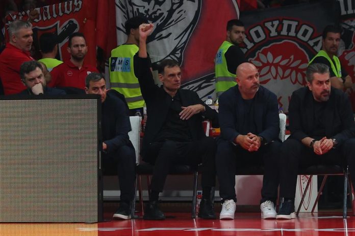 Μποζίκας: «Μείναμε ενωμένοι σε όλη τη σεζόν και στο τέλος δικαιωθήκαμε» (pics) 6a30165590c86.jpeg