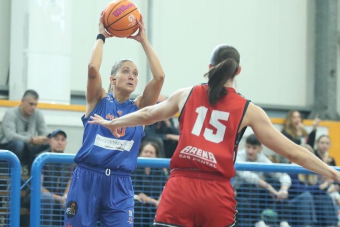 Σπόρτιγκ: Απέκτησε την Έλλη Καλομητσίνη (pic) 6a291fee8117c.jpeg