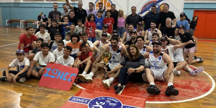 Στη national league 2 οι Ίωνες Χίου, διακοπή στο Μανδραϊκός Εθνικός Λαγυνών! 6a3809c7902ac.jpeg
