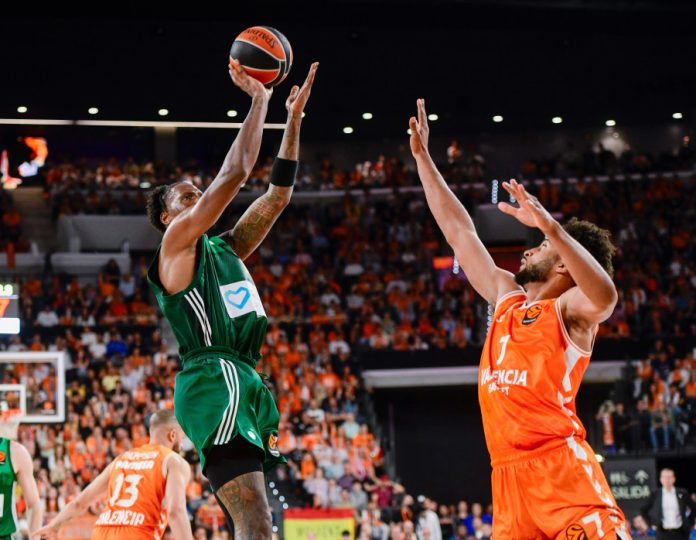 euroleague: Ο Χέις Ντέιβις το κορυφαίο νικητήριο καλάθι της σεζόν (vid) 6a340ada7f06c.jpeg