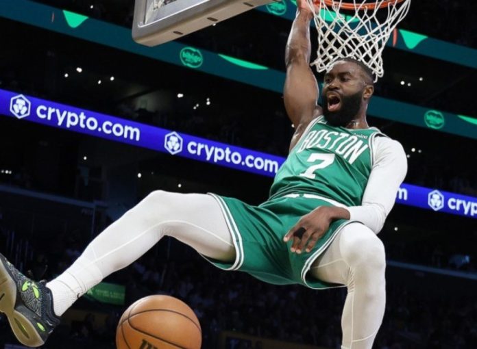 «Βόμβα» στο nba: Στους Σίξερς ο Τζέιλεν Μπράουν! 6a45a23f7fd4c.jpeg