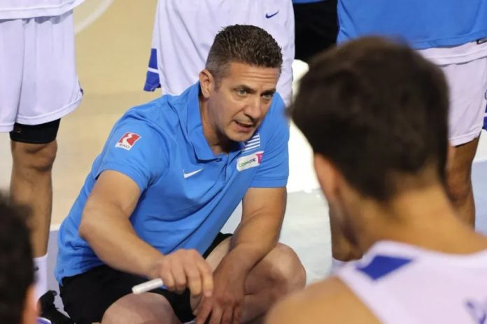 Παπαδόπουλος: Να φτάσουμε όσο πιο μακριά γίνεται με την Εθνική Νέων 6a4e147a3e022.jpeg